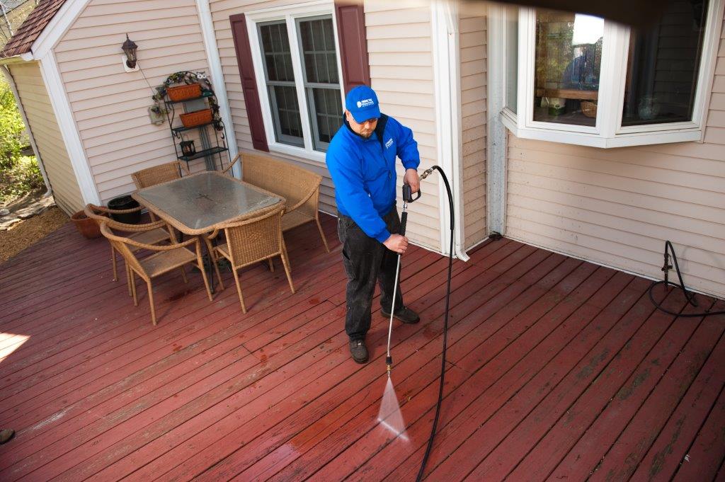 pressure washing services